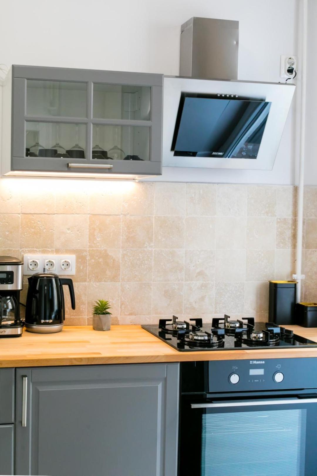 Heart Of The City - Cozy Apartments In Prime Location Bucharest Bilik gambar