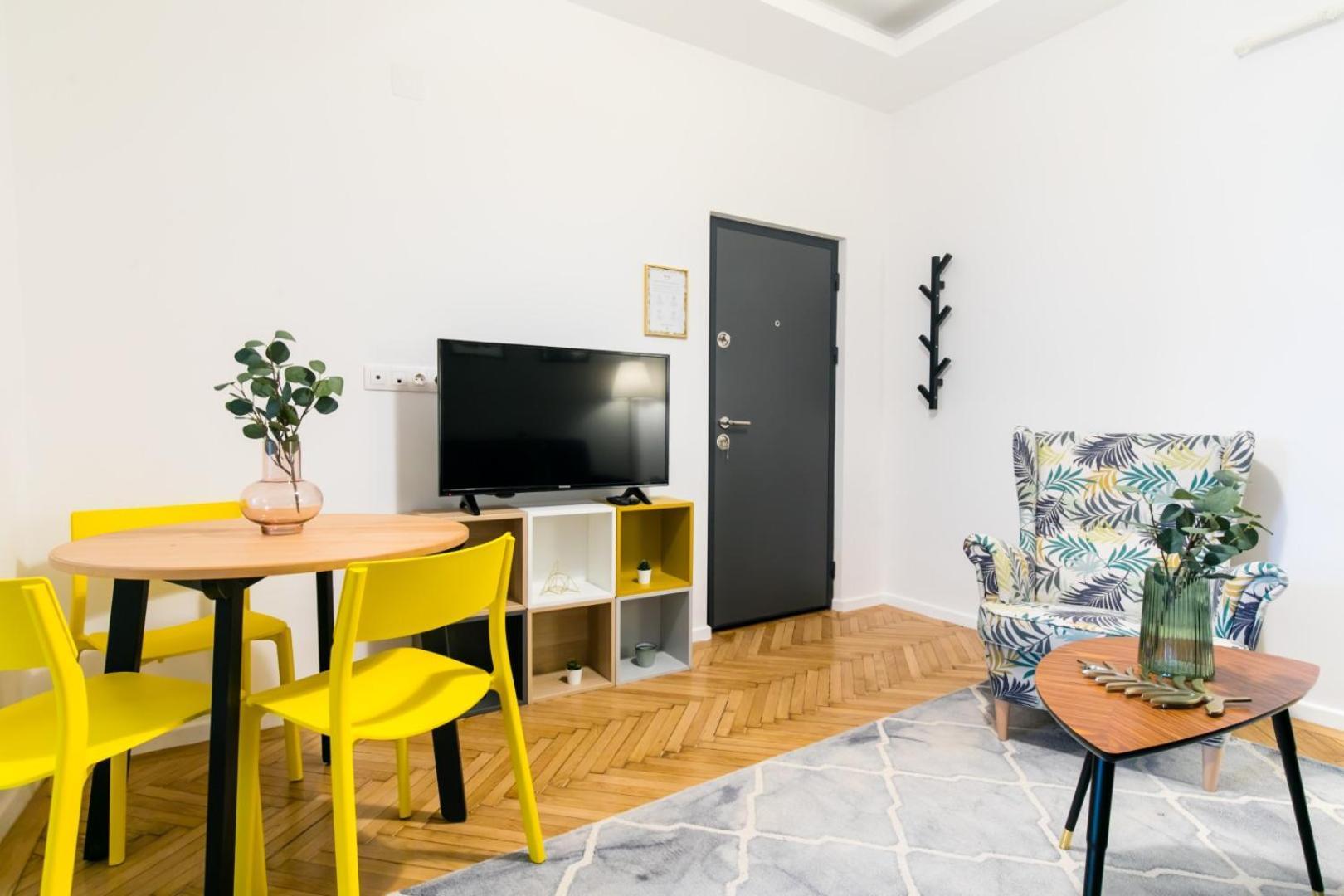Heart Of The City - Cozy Apartments In Prime Location Bucharest Luaran gambar