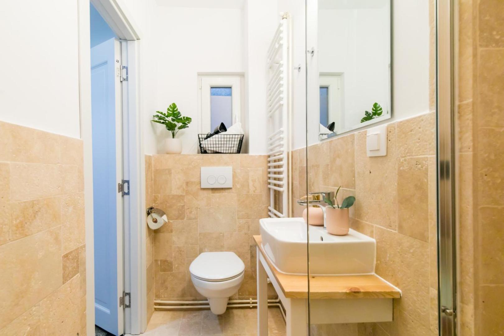 Heart Of The City - Cozy Apartments In Prime Location Bucharest Luaran gambar