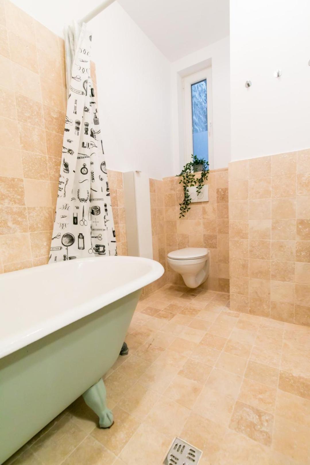 Heart Of The City - Cozy Apartments In Prime Location Bucharest Bilik gambar