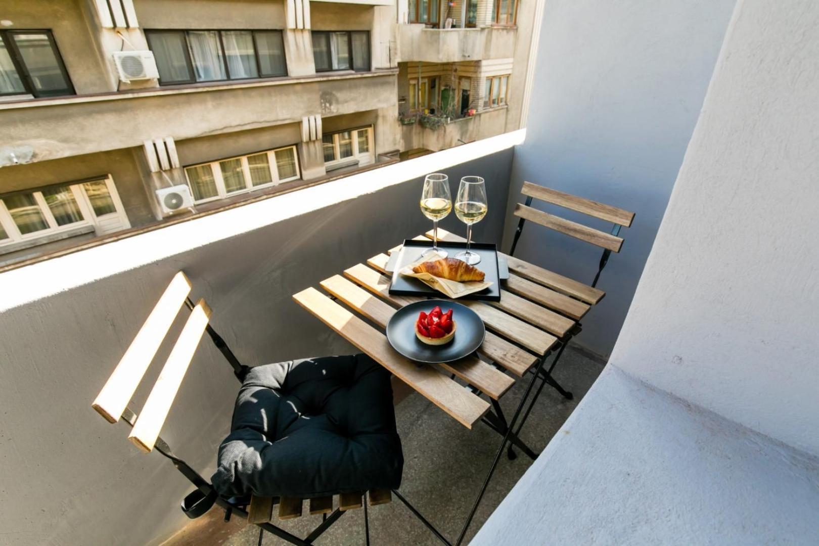Heart Of The City - Cozy Apartments In Prime Location Bucharest Luaran gambar
