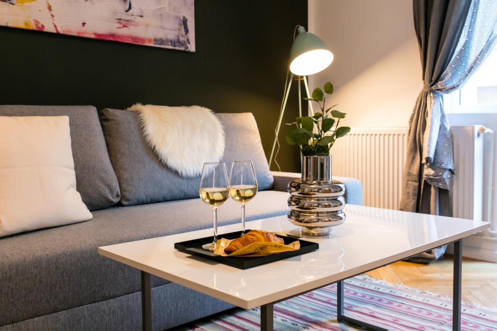 Heart Of The City - Cozy Apartments In Prime Location Bucharest Bilik gambar
